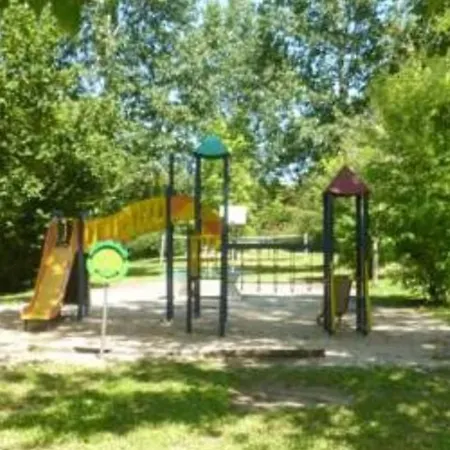Spacieux Sans Cuisine Avec Terrasse - 6 Personnes - Api-1-52-608 Badefols-sur-Dordogne
